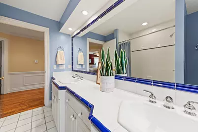 637 E Carlisle Ave, Whitefish Bay, WI 53217 - Photo 54