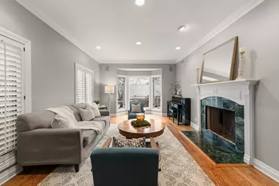 637 E Carlisle Ave, Whitefish Bay, WI 53217 - Photo 10