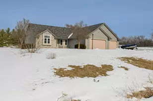 130 Chestnut Way, North Prairie, WI 53153 - Photo 48