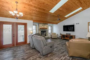 130 Chestnut Way, North Prairie, WI 53153 - Photo 8