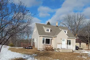 4040 Spring Ct, Sheboygan, WI 53083 - Photo 1
