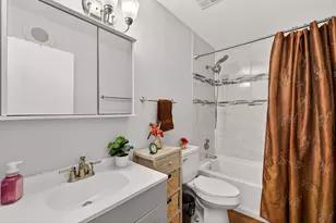 8305 N 107th St, Milwaukee, WI 53224 - Photo 12