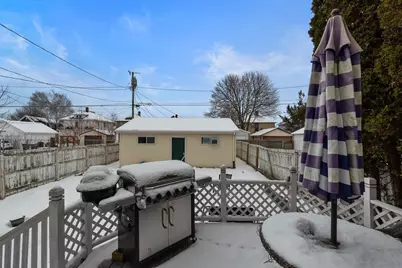 1345  Annie Ct, Sheboygan, WI 53083 - Photo 12