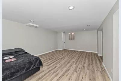 3020 W Edgerton Ave, Greenfield, WI 53221 - Photo 28