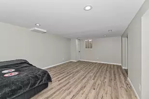 3020 W Edgerton Ave, Greenfield, WI 53221 - Photo 28