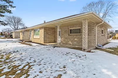 3020 W Edgerton Ave, Greenfield, WI 53221 - Photo 2