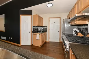 7836 Whitetail Dr, Racine, WI 53406 - Photo 14