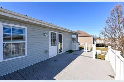 7836  Whitetail Dr, Racine, WI 53406 - Photo 38