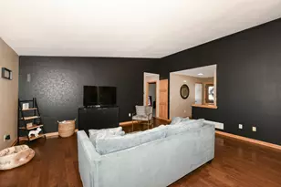 7836 Whitetail Dr, Racine, WI 53406 - Photo 6