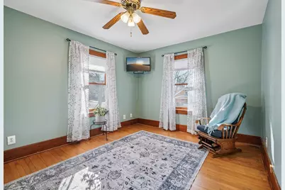 209 S James St, Waukesha, WI 53186 - Photo 24