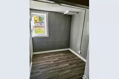 1813  Burnham St, Milwaukee, WI 53204 - Photo 4