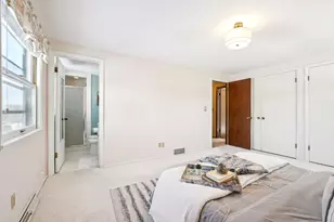 2430 W Applewood Ln, Glendale, WI 53209 - Photo 30