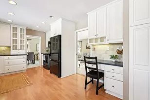 2430 W Applewood Ln, Glendale, WI 53209 - Photo 12