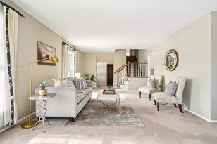 2430 W Applewood Ln, Glendale, WI 53209 - Photo 4