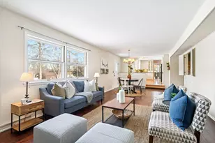 2430 W Applewood Ln, Glendale, WI 53209 - Photo 22