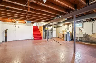 2430 W Applewood Ln, Glendale, WI 53209 - Photo 42