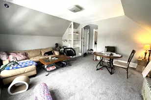 1672 N Astor St, Milwaukee, WI 53202 - Photo 24