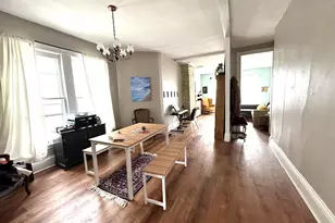 1672 N Astor St, Milwaukee, WI 53202 - Photo 6