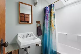 2812 School St, Two Rivers, WI 54241 - Photo 30