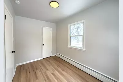 377  Evergreen Dr, Mayville, WI 53050 - Photo 14