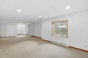 4436 S 64th St, Greenfield, WI 53220 - Photo 16