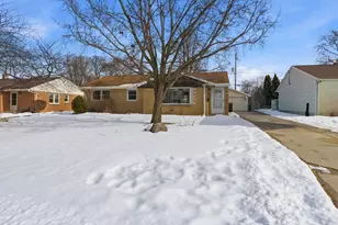 4436 S 64th St, Greenfield, WI 53220 - Photo 28