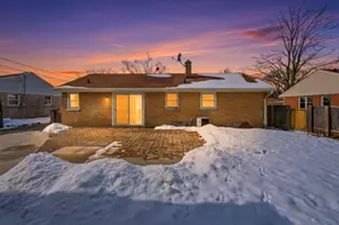 4436 S 64th St, Greenfield, WI 53220 - Photo 22