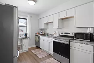 1429 Oakes Rd, Racine, WI 53406 - Photo 8