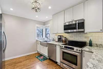 1315 N 60th St, Wauwatosa, WI 53208 - Photo 10