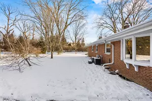 7864 N Green Bay Rd, River Hills, WI 53217 - Photo 38