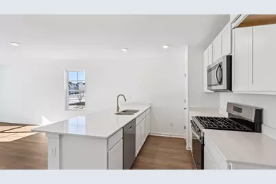 1018  58th Rd, Racine, WI 53182 - Photo 12