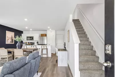 1022  58th Rd, Racine, WI 53182 - Photo 4