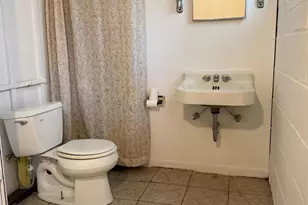 2129 S 31st St, Milwaukee, WI 53215 - Photo 54