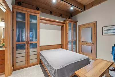 601 E Erie St #313, Milwaukee, WI 53202 - Photo 34