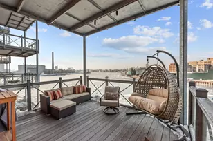 601 E Erie St, Milwaukee, WI 53202 - Photo 12