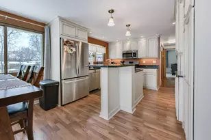 1307 Scott Dr, Racine, WI 53406 - Photo 8