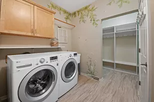 227 Shore Cir, Oconomowoc, WI 53066 - Photo 16