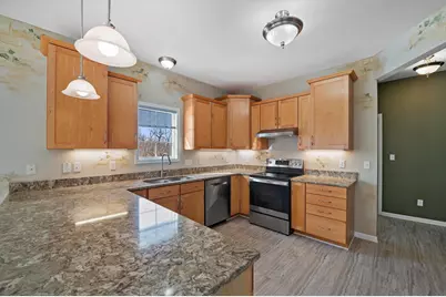 227  Shore Cir, Oconomowoc, WI 53066 - Photo 12