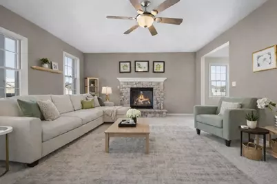 227  Shore Cir, Oconomowoc, WI 53066 - Photo 4