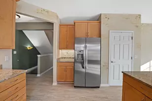 227 Shore Cir, Oconomowoc, WI 53066 - Photo 14