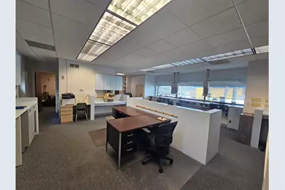 910 S Main St, Fort Atkinson, WI 53538 - Photo 4