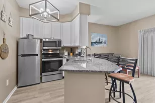 111 Center St, Lake Geneva, WI 53147 - Photo 2