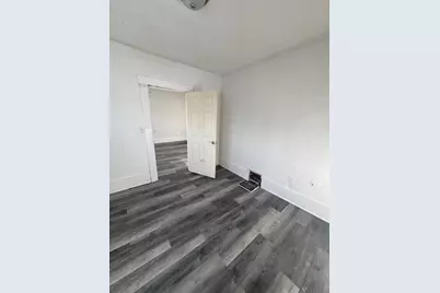 2605 N 16th St #A, Milwaukee, WI 53206 - Photo 10