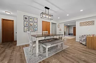 W269S3616 Merrill Hills Rd, Waukesha, WI 53189 - Photo 18