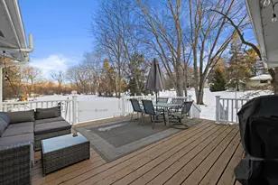 W269S3616 Merrill Hills Rd, Waukesha, WI 53189 - Photo 4