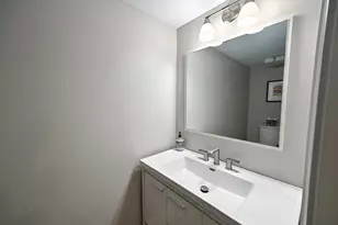 11415 N Stonefield Ct, Mequon, WI 53092 - Photo 30