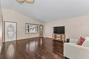 5319 24th Pl, Kenosha, WI 53144 - Photo 6