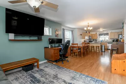 1135  White Rock Ave, Waukesha, WI 53186 - Photo 8