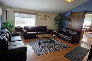 2816 Mabie St, Delavan, WI 53115 - Photo 6