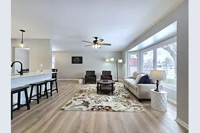 4570 N Delco Ave, Wauwatosa, WI 53225 - Photo 14